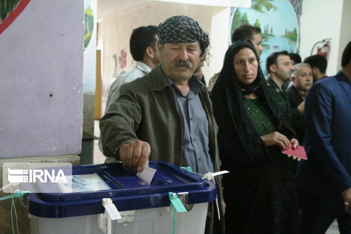 خبرنگاران نتایج انتخابات در حوزه انتخابیه کرمانشاه اعلام خبرنگاران نتایج انتخابات در حوزه انتخابیه کرمانشاه اعلام شد