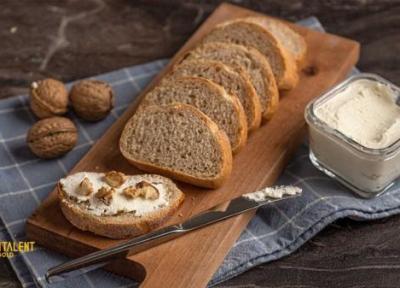 طرز تهیه پنیر خامه ای خانگی لذیذ و لطیف
